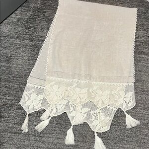 Elegant Lace Trim Table Runner